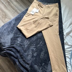Zara. Beige khakis. Size US 29